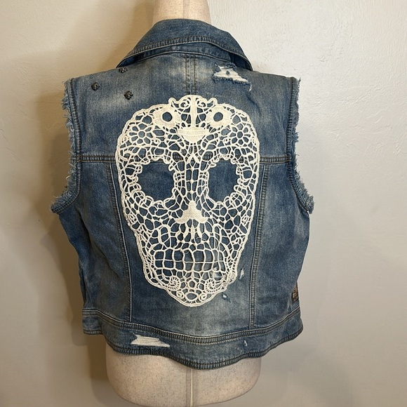 HARLEY DAVIDSON DENIM VEST WITH LACE SKULL AND DETAILS SIZE XL - Picture 6 of 10